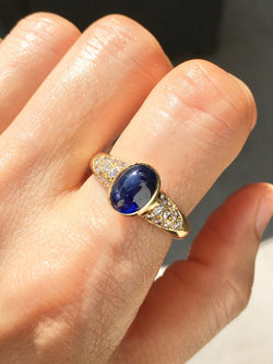 Bague en or jaune 18 carats saphir et diamants - Castafiore