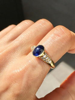 Bague en or jaune 18 carats saphir et diamants - Castafiore
