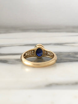 Bague en or jaune 18 carats saphir et diamants - Castafiore