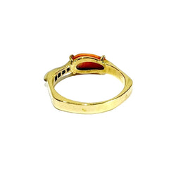 Bague en or jaune, corail et diamants - Castafiore