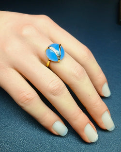 Bague en or jaune, diamants et jade lavandin - Castafiore