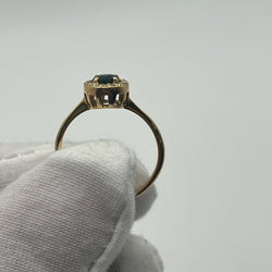 Bague en or jaune diamants et saphir - Castafiore