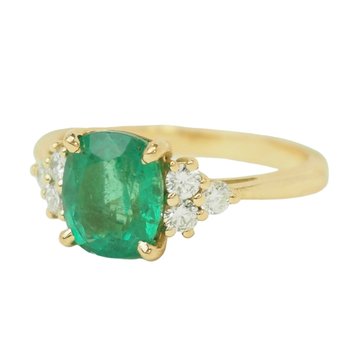 Bague en or jaune, émeraude et diamants - Castafiore