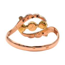 Bague en or jaune, émeraude, perles et diamants - Castafiore