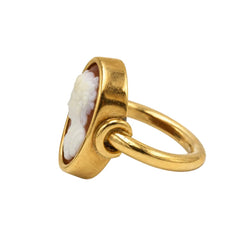Bague en or jaune et camée - Castafiore