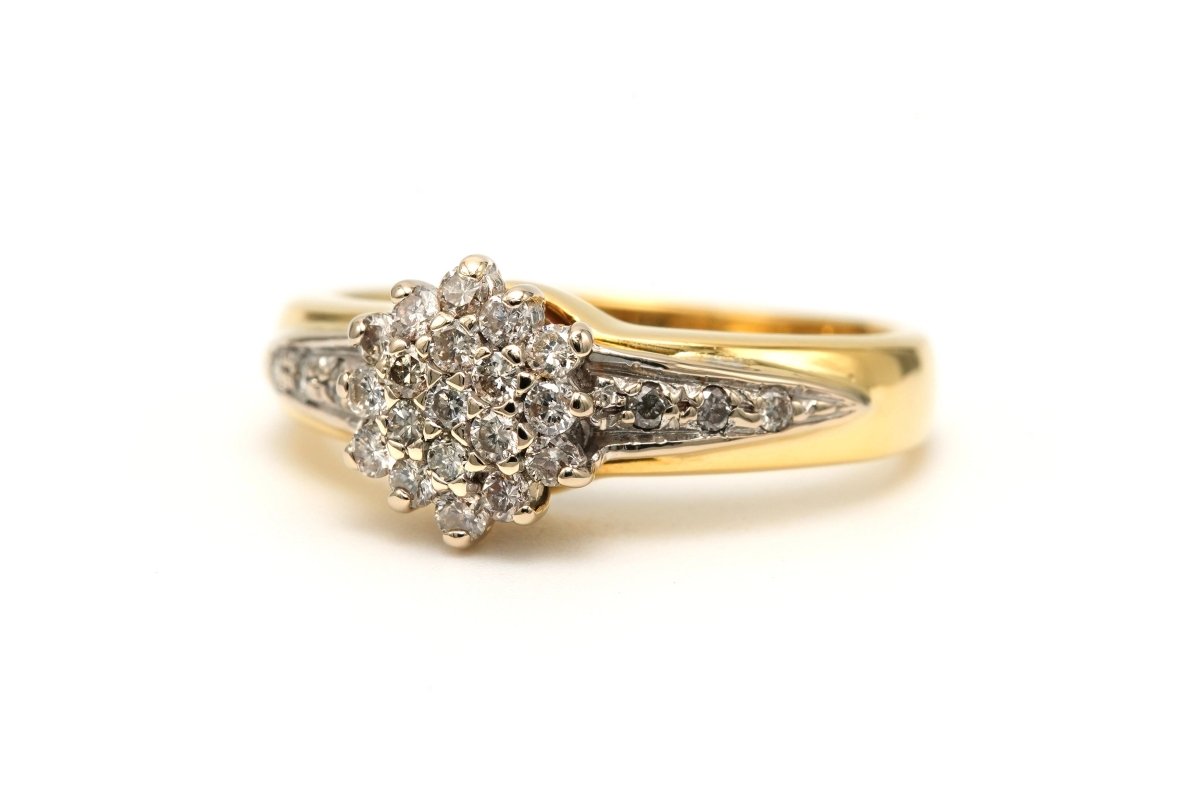 Bague en or jaune et diamants - Castafiore