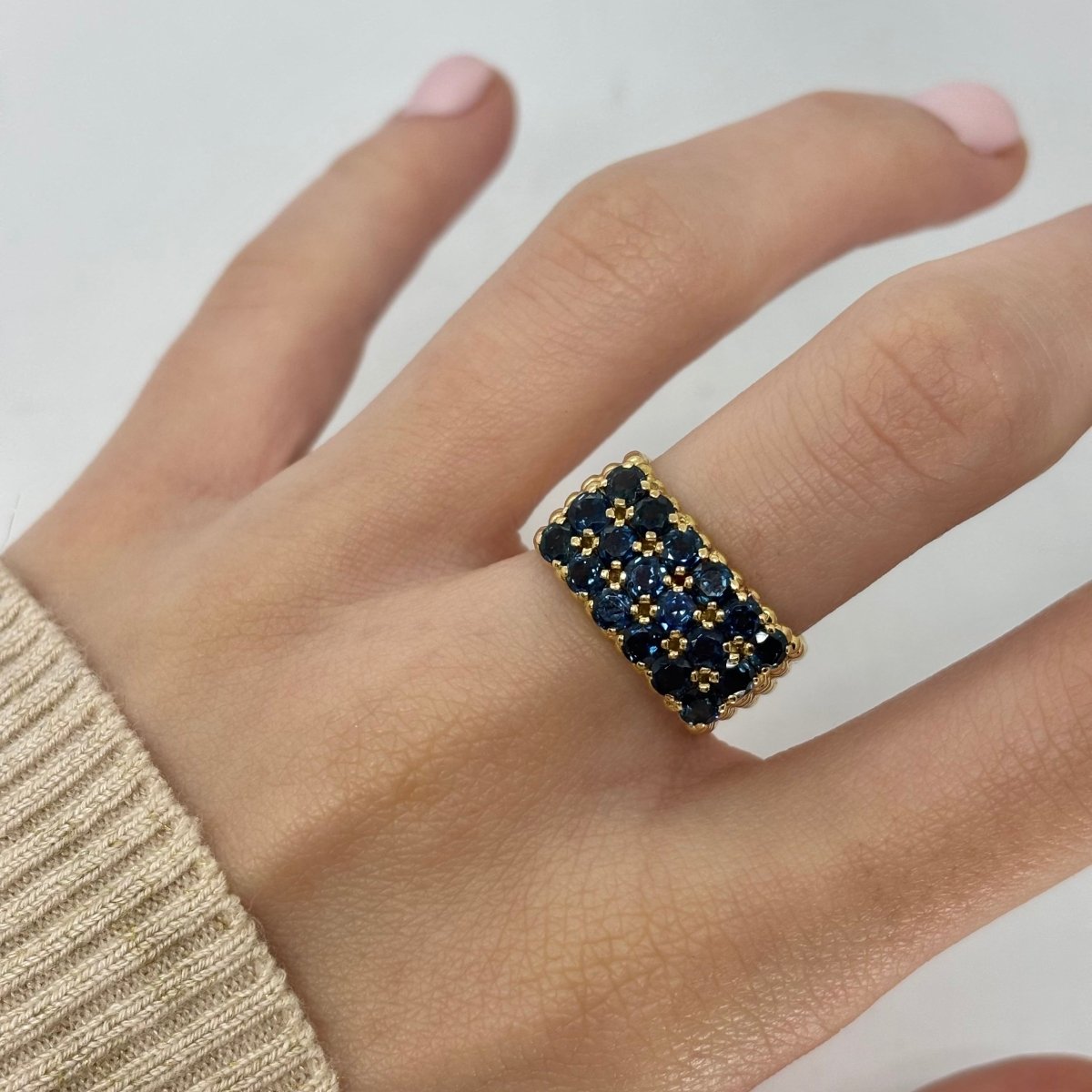 Bague en or jaune et saphirs - Castafiore