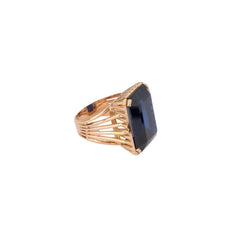 Bague en or jaune et spinelle bleue - Castafiore