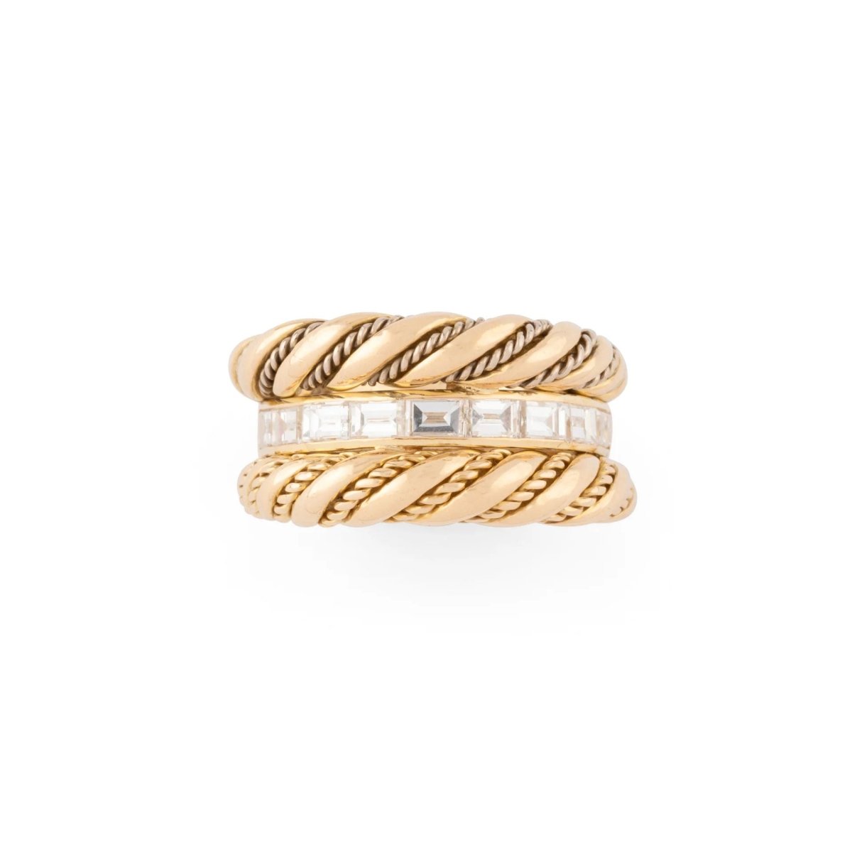 Bague en or jaune godronné sertie de diamant baguette - Castafiore