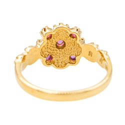 Bague en or jaune, perles et rubis - Castafiore