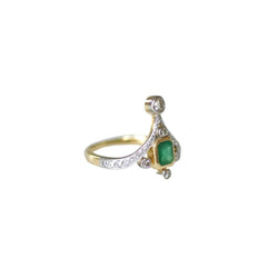 Bague en or jaune, platine, émeraude et diamants - Castafiore