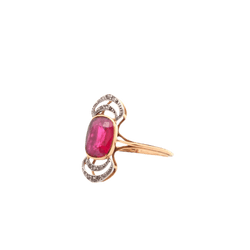 Bague en or jaune, platine, rubis et diamants - Castafiore
