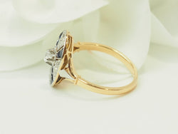 Bague en or jaune, platine, saphirs et diamants - Castafiore