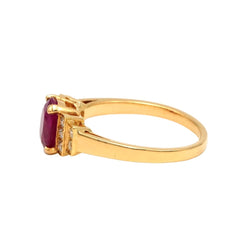 Bague en or jaune, rubis et diamants - Castafiore