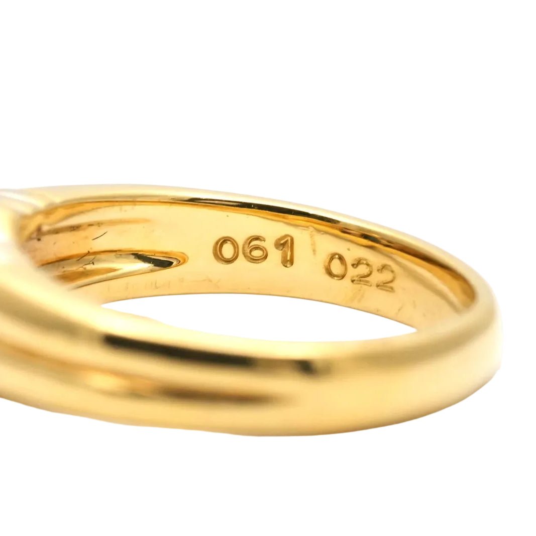 Bague en or jaune, saphir et diamants - Castafiore
