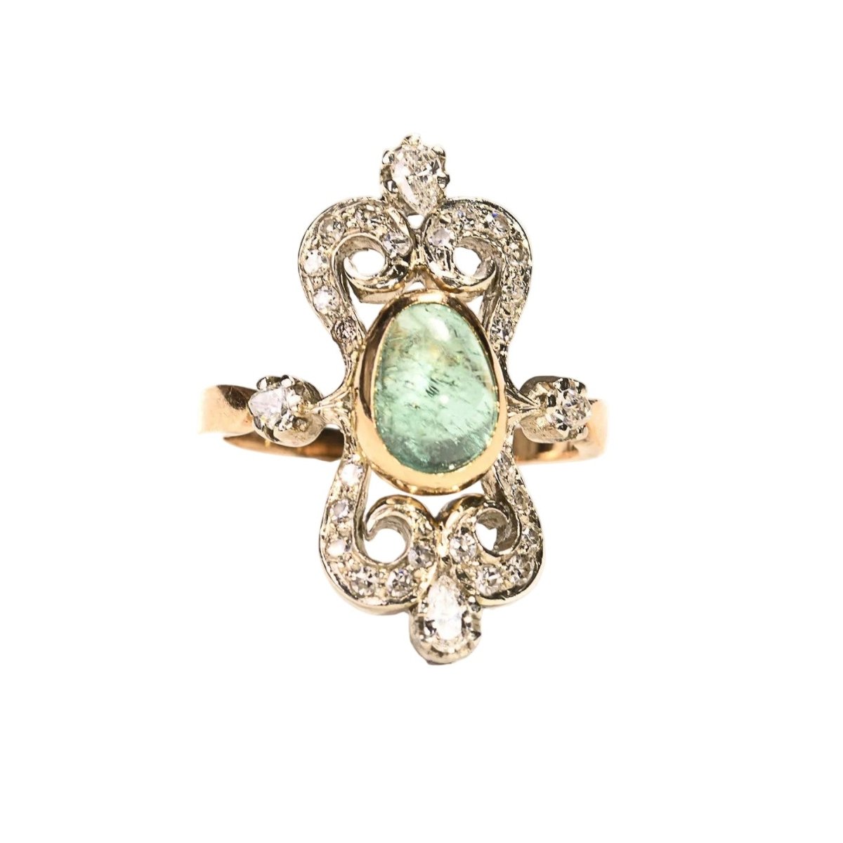 Bague en or rose, platine, émeraude et diamants - Castafiore