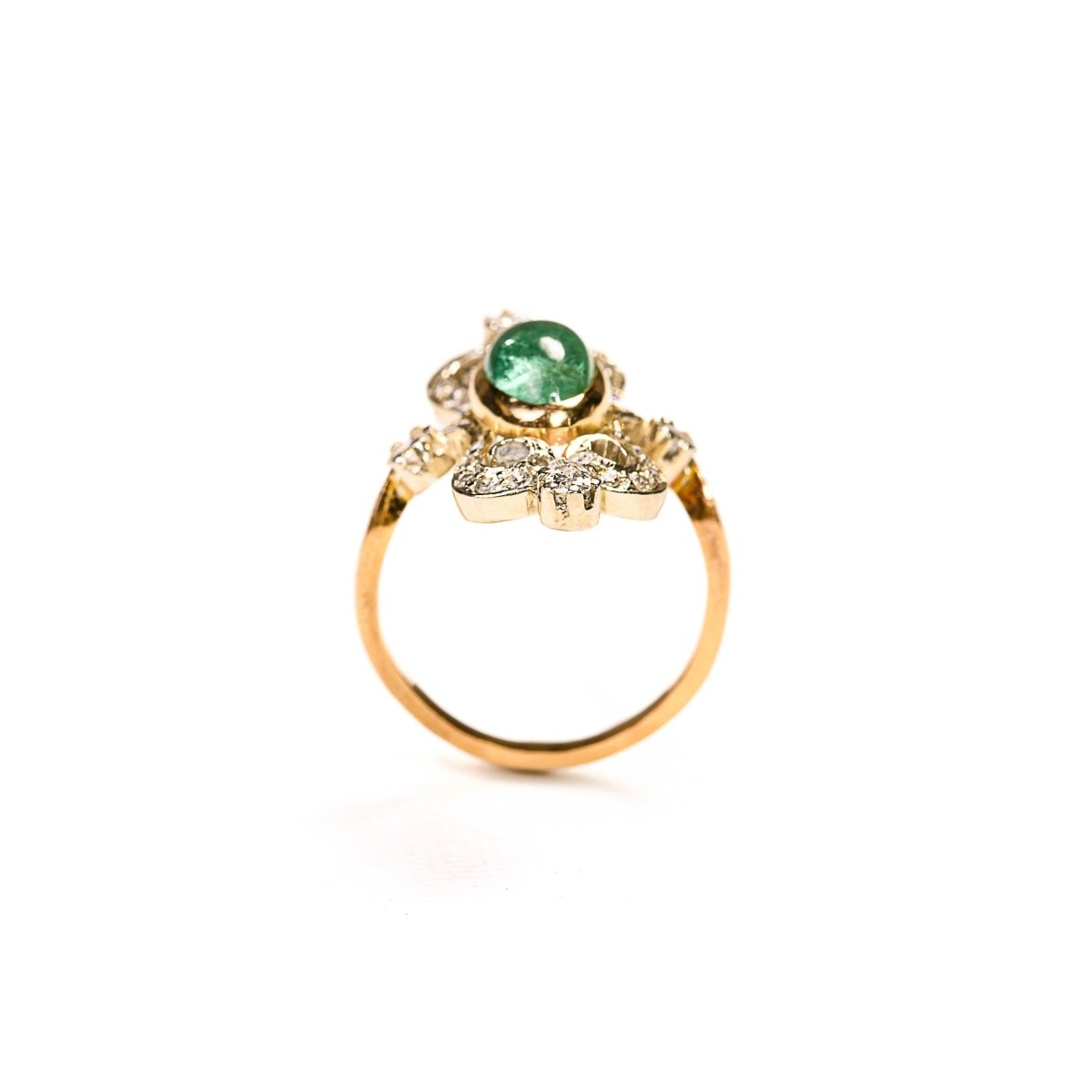 Bague en or rose, platine, émeraude et diamants - Castafiore