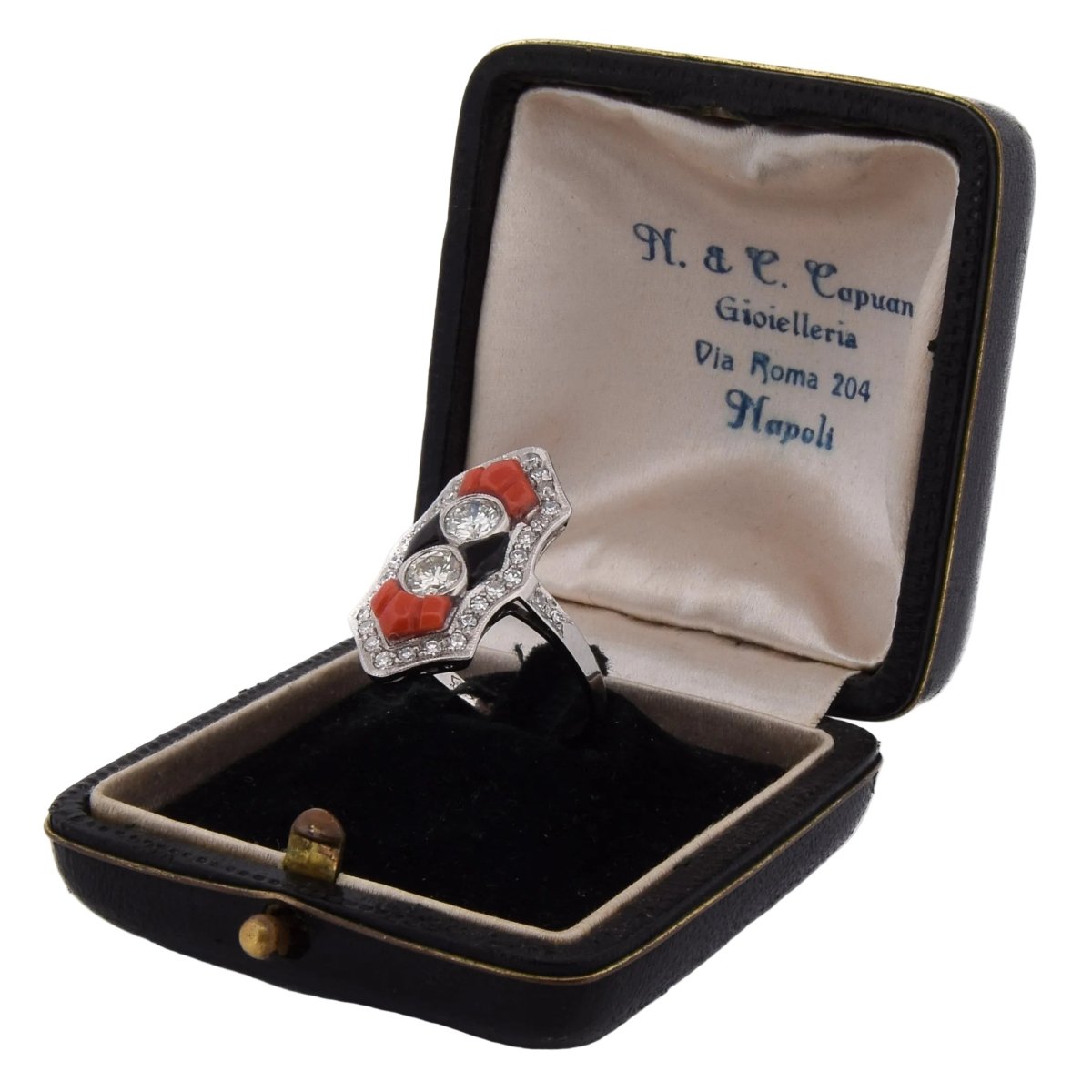 Bague en platine, corail, onyx et diamants - Castafiore