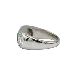 Bague en platine, émeraude et diamants - Castafiore