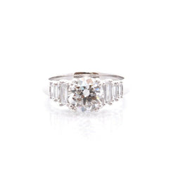 Bague en platine et diamants - Castafiore