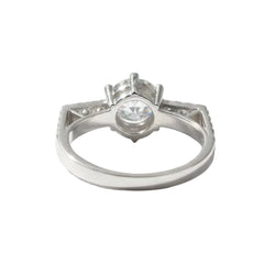 Bague en platine et diamants - Castafiore