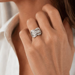 Bague en platine et diamants - Castafiore