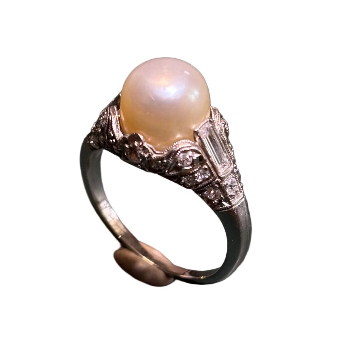 Bague en platine, perle et diamants - Castafiore