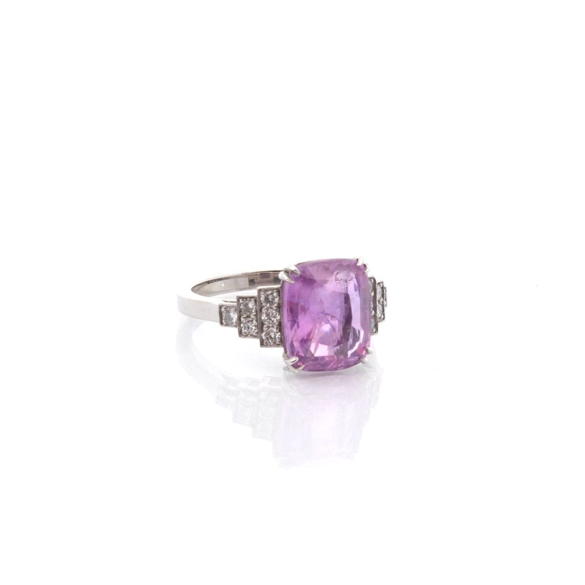 Bague en platine, saphir et diamants - Castafiore