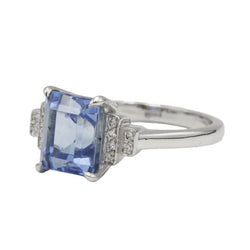 Bague en platine, saphir et diamants - Castafiore