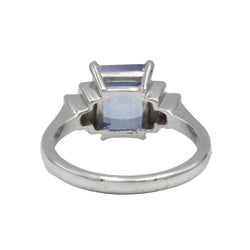 Bague en platine, saphir et diamants - Castafiore