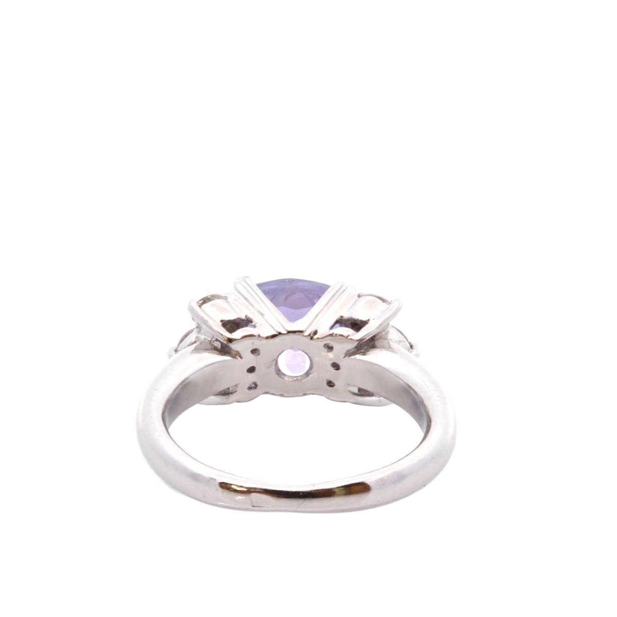 Bague en platine, saphir et diamants - Castafiore