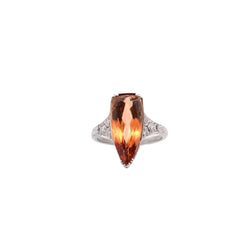 Bague en platine, topaze et diamants - Castafiore