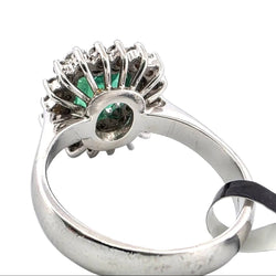 Bague Entourage en or blanc, émeraude et diamants - Castafiore