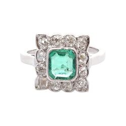 Bague Entourage en or blanc, émeraude et diamants - Castafiore
