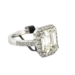 Bague Entourage en or blanc et diamants - Castafiore
