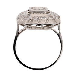 Bague Entourage en or blanc, platine et diamants - Castafiore