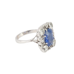 Bague Entourage en or blanc, platine, saphir et diamants - Castafiore