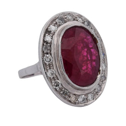 Bague Entourage en or blanc, rubis et diamants - Castafiore