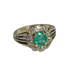 Bague Entourage en or jaune, émeraude et diamants - Castafiore
