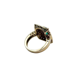 Bague Entourage en or jaune, émeraude et diamants - Castafiore