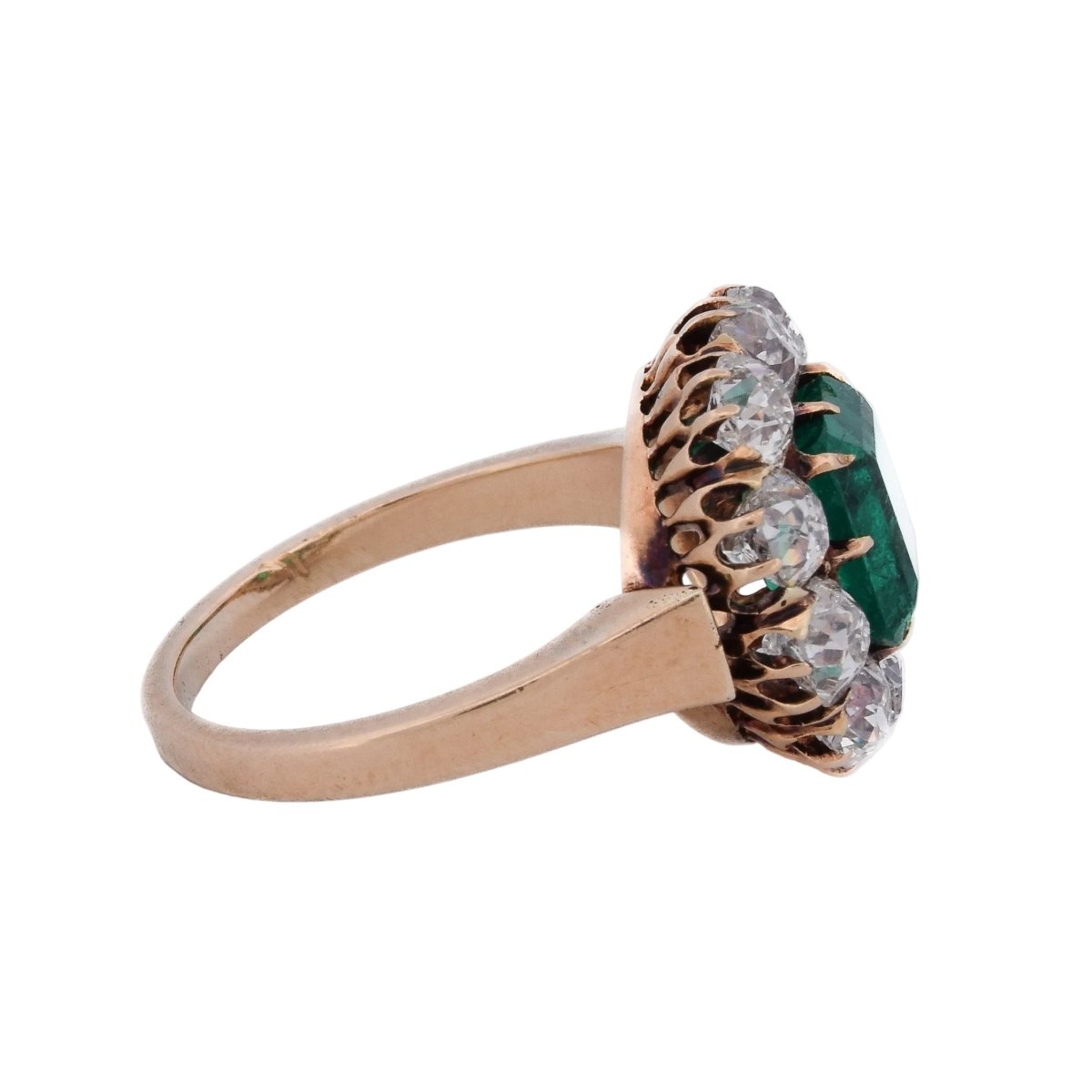 Bague Entourage en or jaune, émeraude et diamants - Castafiore