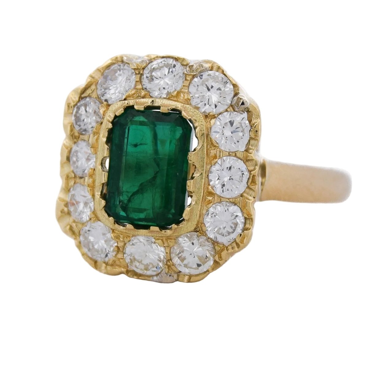 Bague Entourage en or jaune, émeraude et diamants - Castafiore