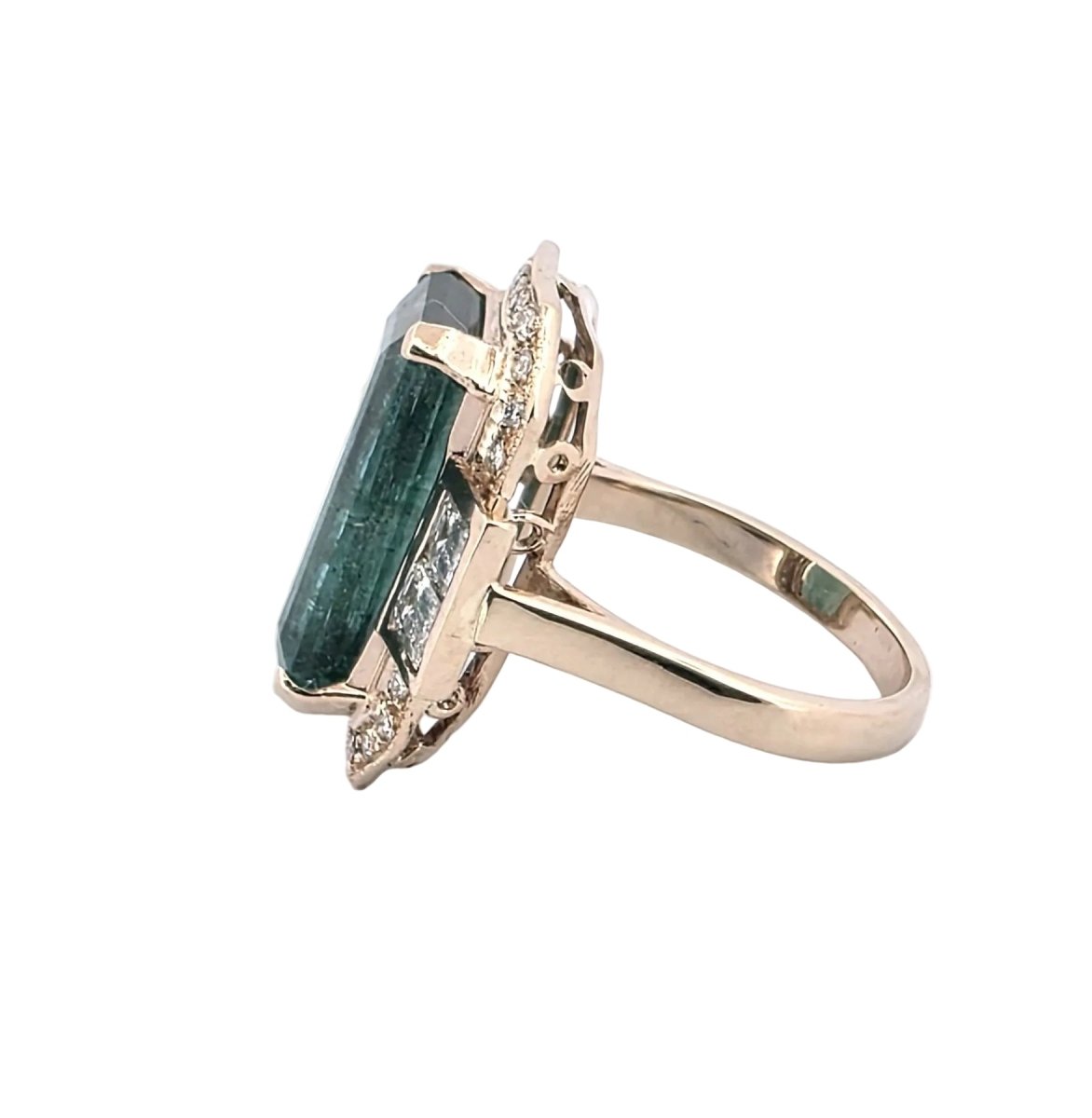 Bague Entourage en or jaune, émeraude et diamants - Castafiore