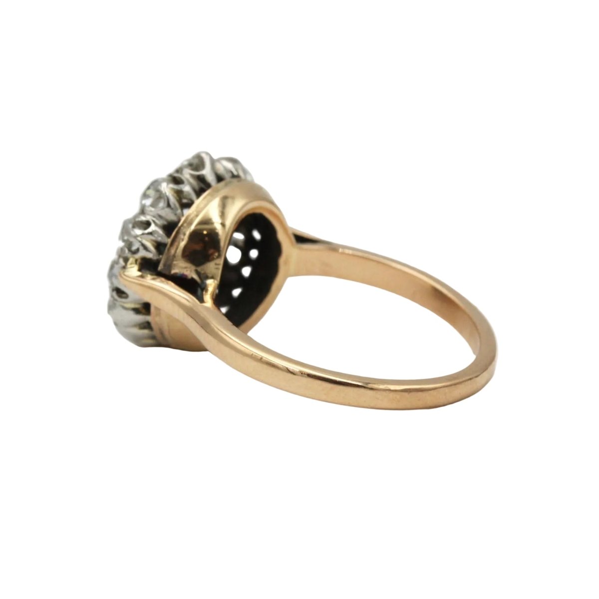Bague Entourage en or jaune, grenat et diamants - Castafiore