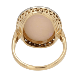 Bague Entourage en or jaune, opale et diamants - Castafiore