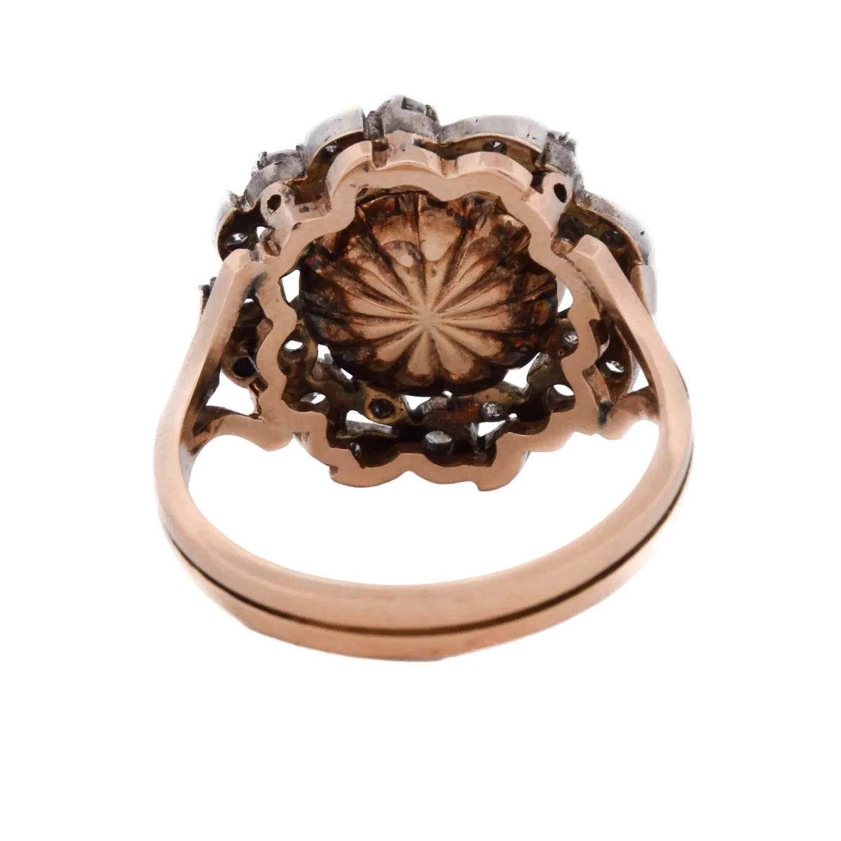 Bague Entourage en or jaune, perle et diamants - Castafiore