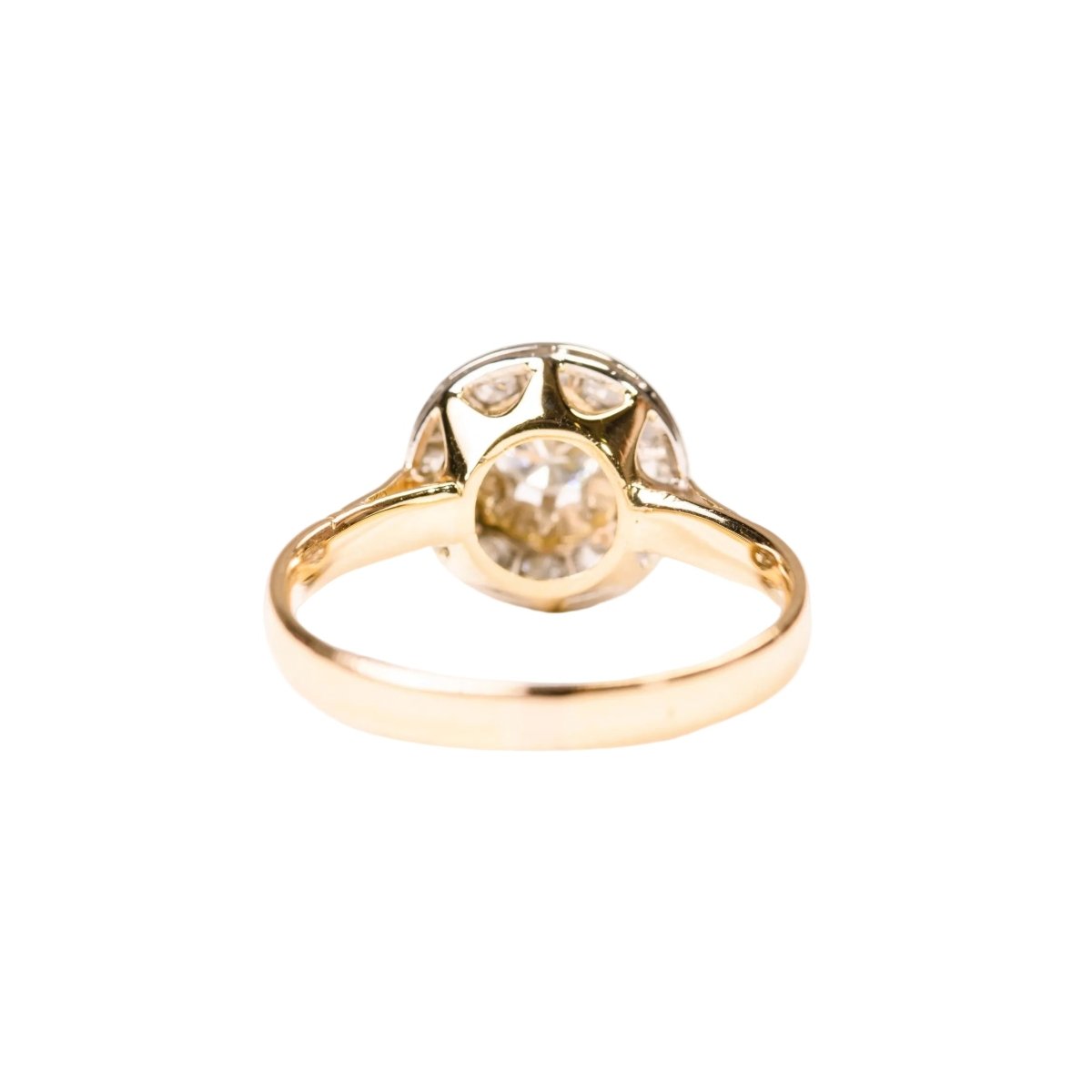 Bague Entourage en or jaune, platine et diamants - Castafiore