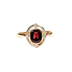 Bague Entourage en or jaune, platine, grenat et diamants - Castafiore