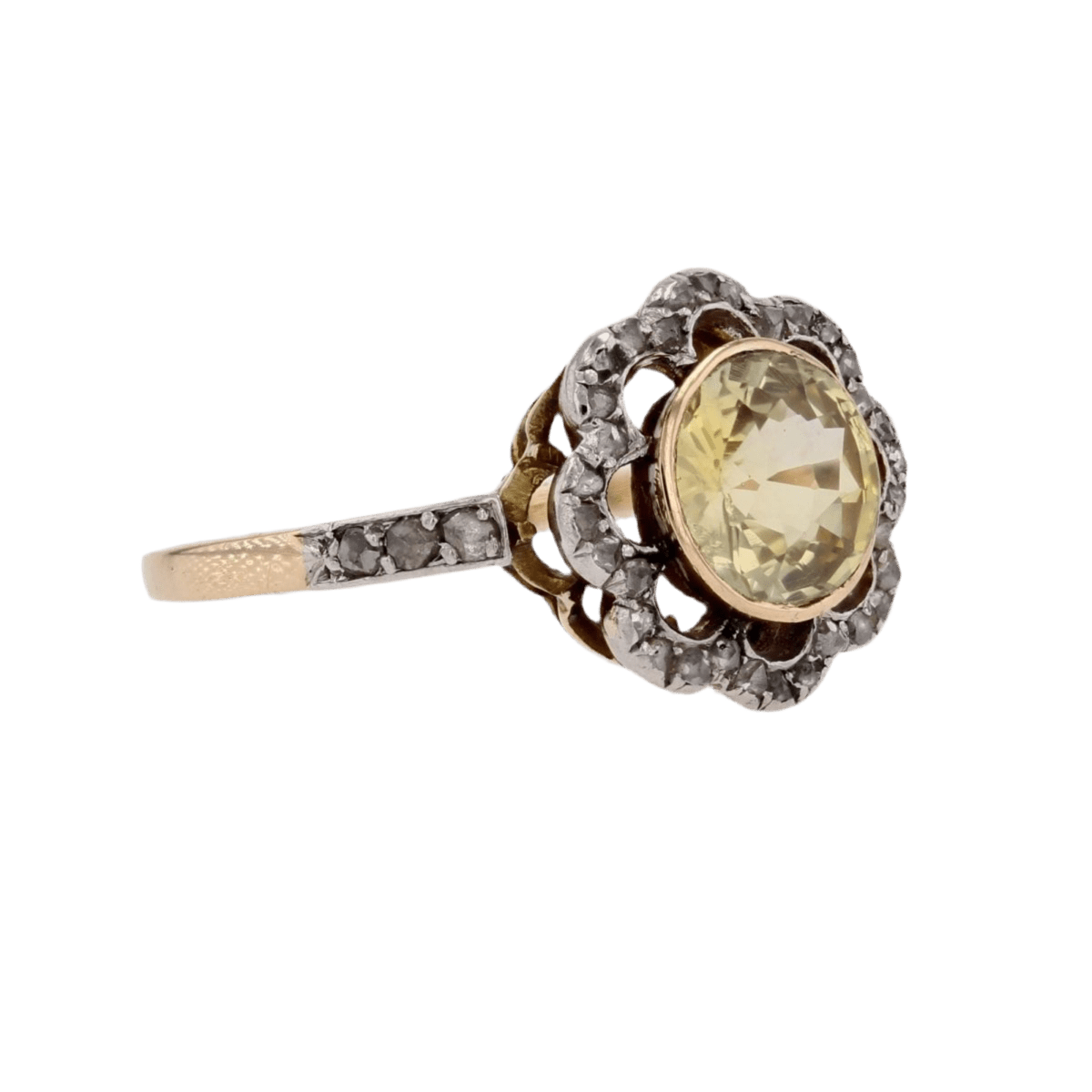 Bague Entourage en or jaune, platine, saphir et diamants - Castafiore
