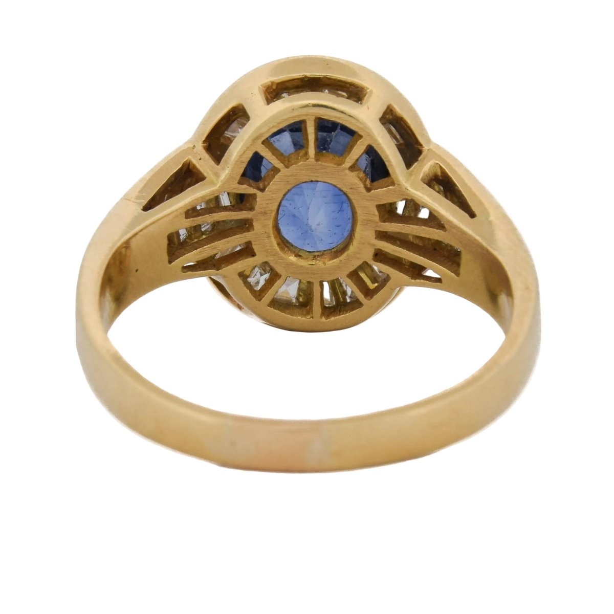 Bague Entourage en or jaune, saphir et diamants - Castafiore